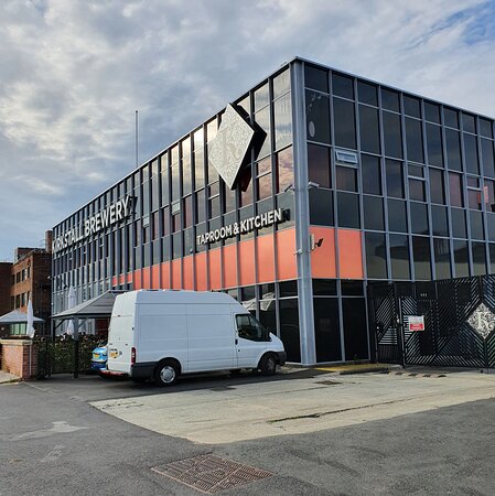 Kirkstall Brewery Taproom And Kitchen, 100 Kirkstall Road, Leeds, West Yorkshire, England, LS3 1HJ England, Image WnRBWGhJeDl3RGM0VWk2SXVPUEdZdz09I100.jpg