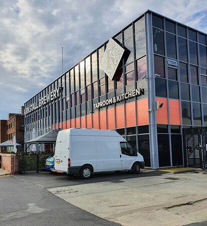 Kirkstall Brewery Taproom And Kitchen, 100 Kirkstall Road, Leeds, West Yorkshire, England, LS3 1HJ England, Image WnRBWGhJeDl3RGM0VWk2SXVPUEdZdz09I101.jpg