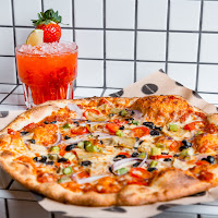 Pizzaluxe Pizza Restaurant Leeds Trinity, 27 Albion St, Leeds, West Yorkshire, England, United Kingdom, LS1 5AY, Image R3BBdVZuL2RRTW5oZDlpcGloQVF5UT09I28.jpg